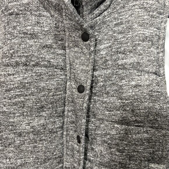 Skies Are Blue Vest Womens S Gray Quilted Snap Front Cozy Boho Layered Look - Picture 2 of 10
